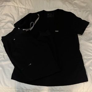 Figs Large Catarina Top and Large Petite High Waisted Zamora Joggers